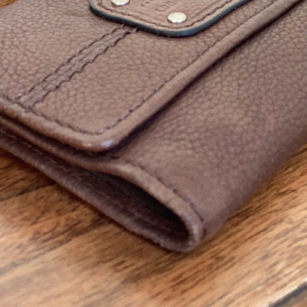 Fossil Vintage Brown cowhide Leather Wallet - Picture 8 of 16